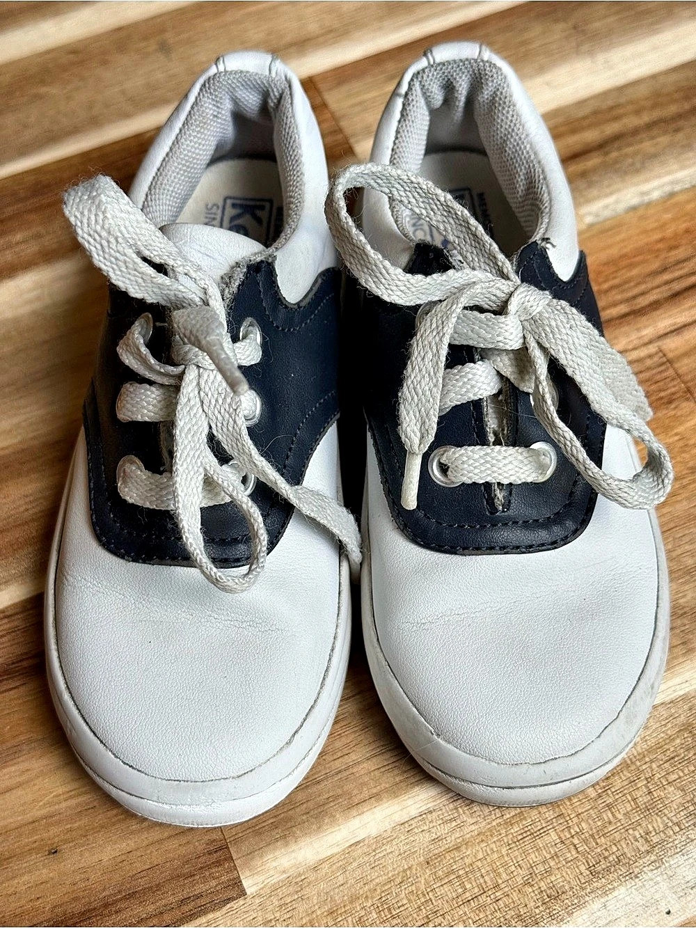 Keds Kids saddle Sneakers White & Blue size 9